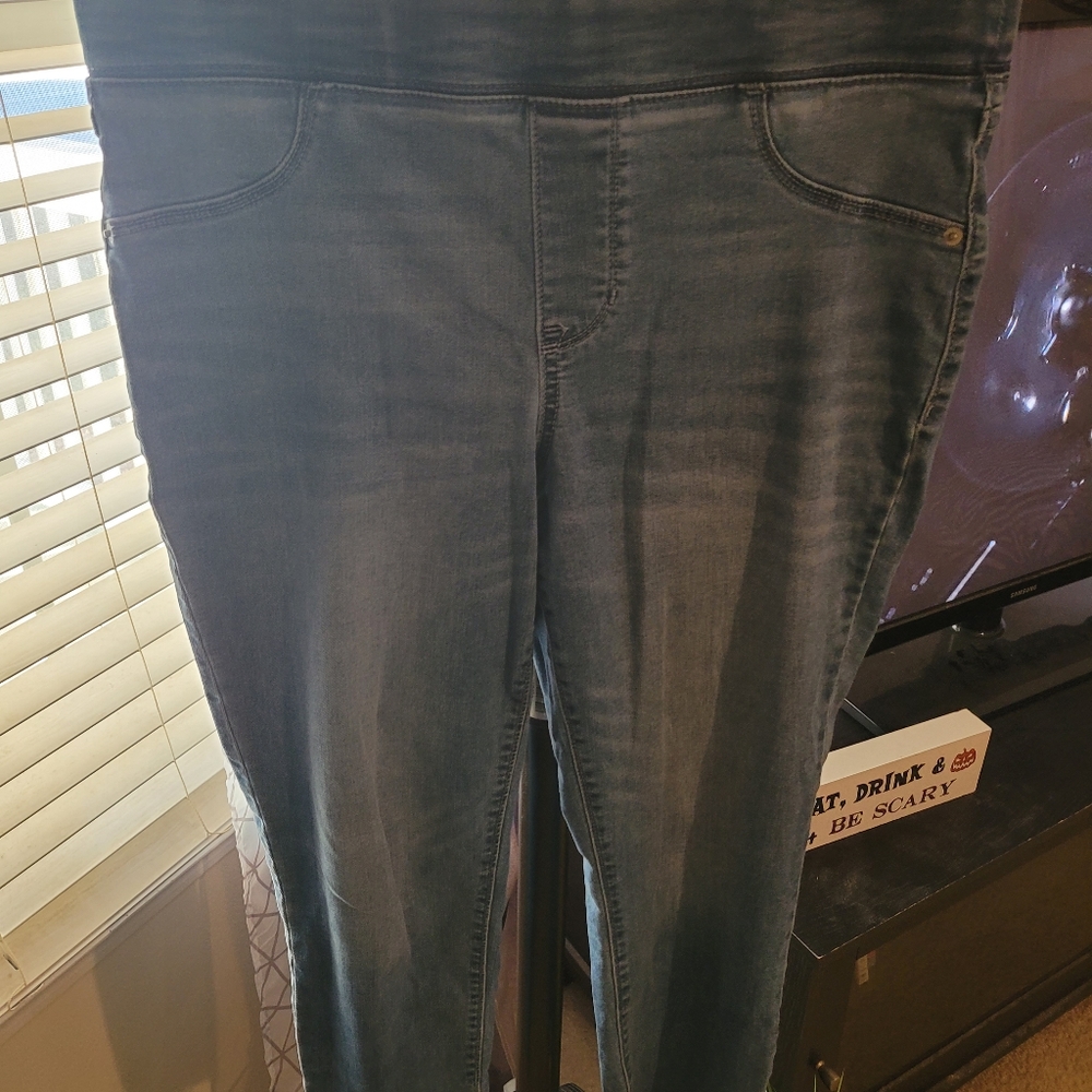 Old Navy Rockstar Jeans